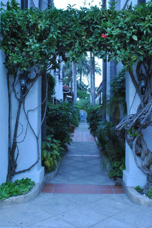 Casa Del Mar Inn Santa Barbara Exterior photo